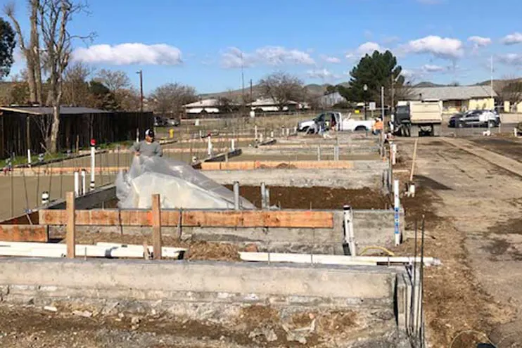 Construction crew concrete work commercial foundation paso robles california 2 Construction crew concrete work commercial foundation paso robles california 2