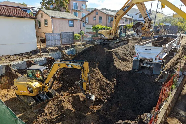 Wilber Construction Earthworking and Excavatin Digger residental new home construction